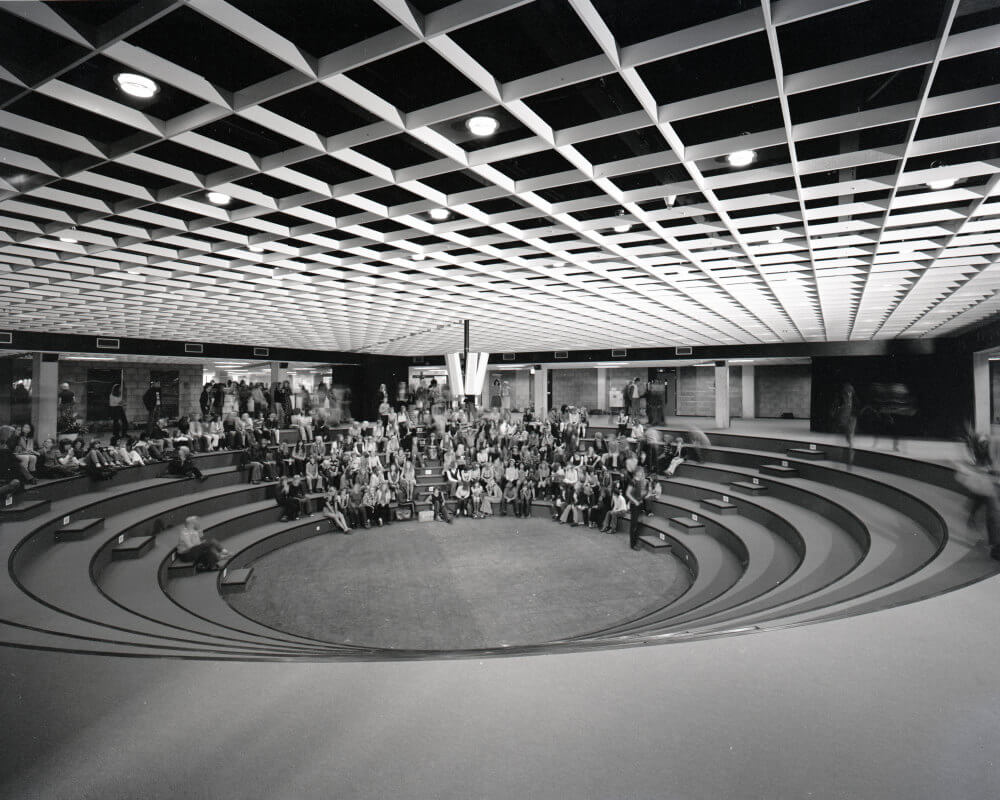 De aula van de openbaren scholengemeenschap Van der Vlist in 1973. Foto: HUA