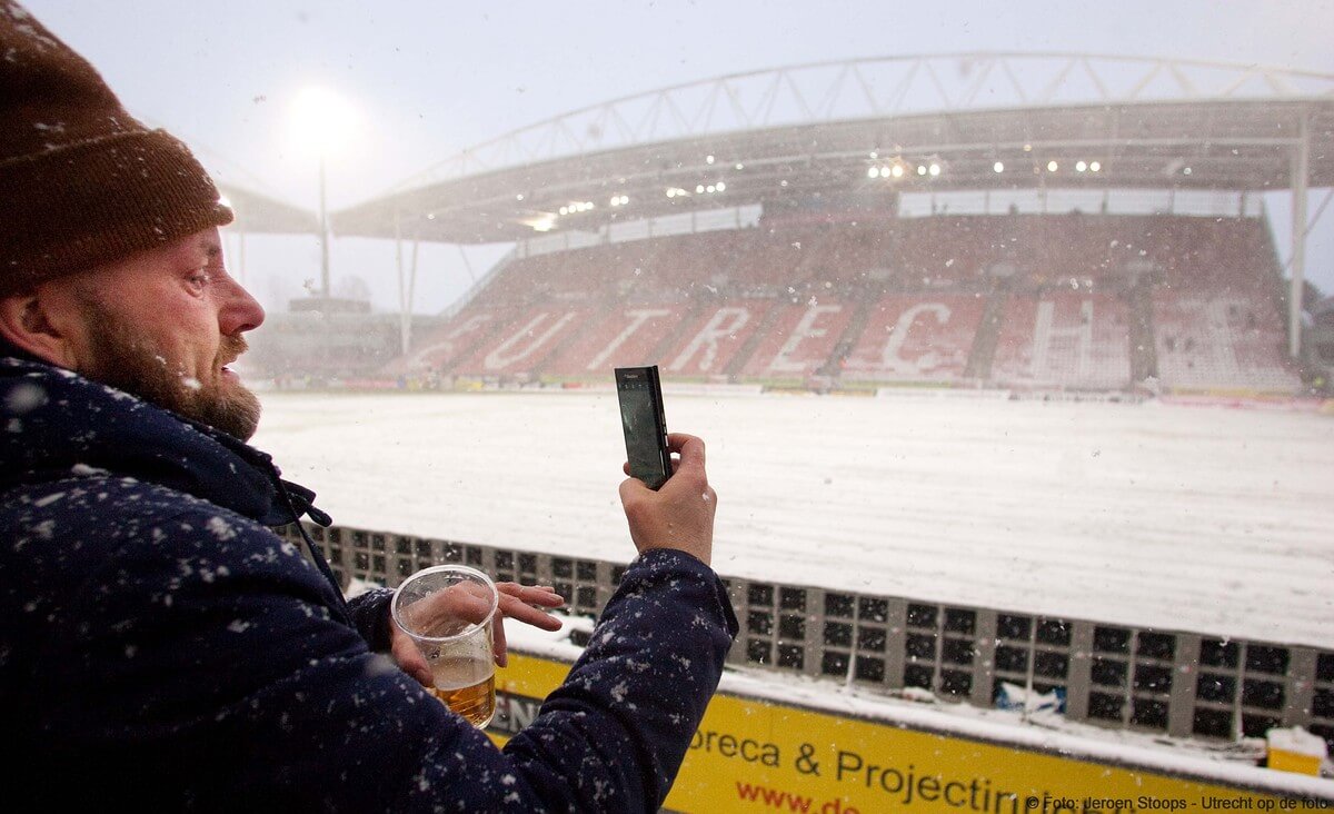 Een foto om te vertellen thuis dat de wedstrijd echt niet doorging. Foto: Jeroen Stoops