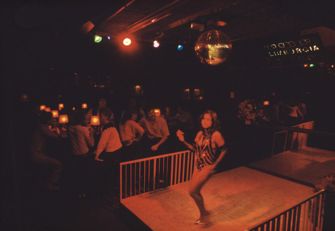 Danseres in nachtclub Limburgia rond 1980. Foto Het Utrechts Archief