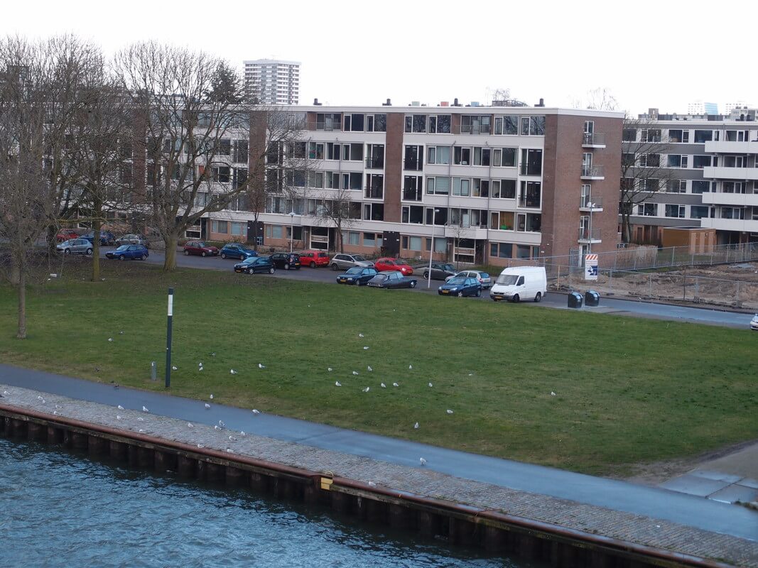 Verouderde flats op het Kanaleneiland worden door projectontwikkelaars gerenoveerd. Utrechters met een laag inkomen komen daar echter niet voor in aanmerking. Foto: Nieuws030