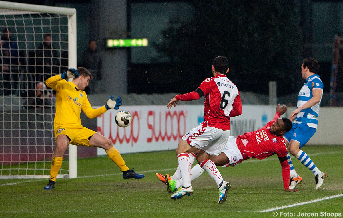 Kerk tikt de 2-0 in. Foto: Jeroen Stoops