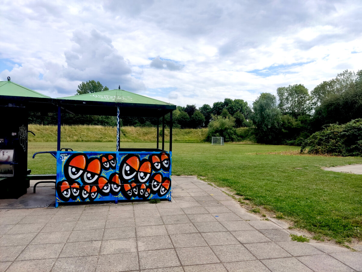 Graffiti op hangplek in Lunetten.