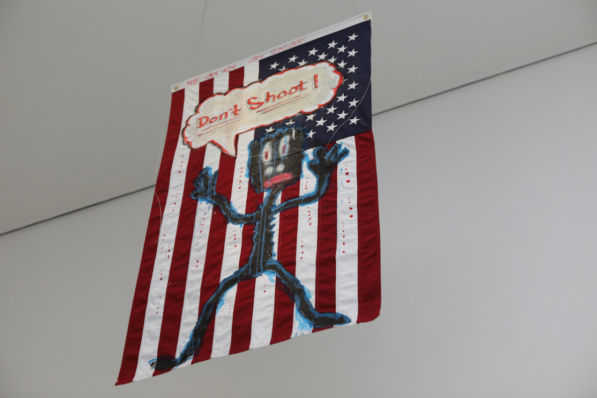 Don't shoot me!, speciaal voor de expositie gemaakt door Lin 'Quik' Felton. Foto: Ton van den Berg