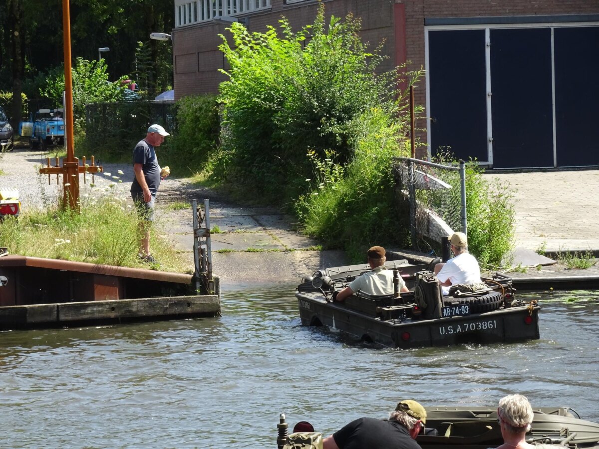 Na het rondje weer terug het land op...