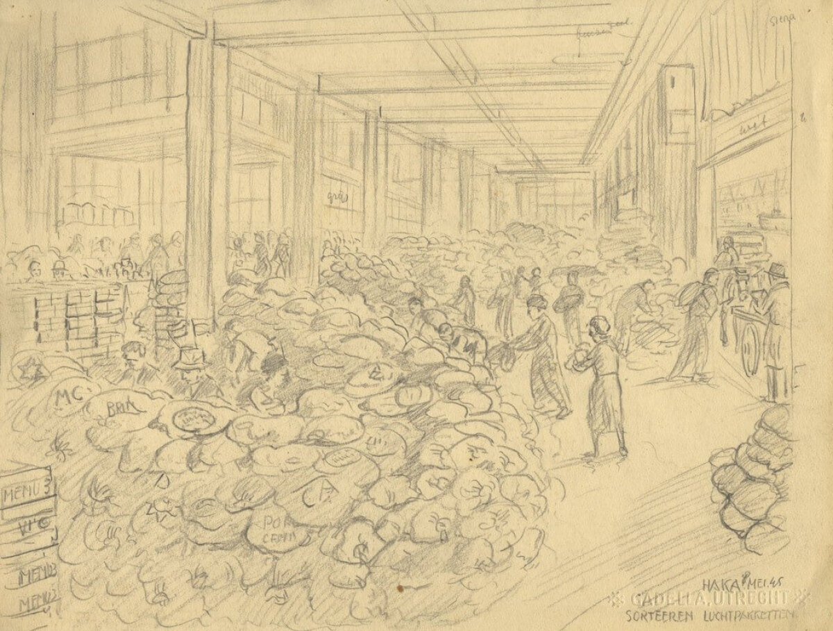 Personeel van de HaKa aan het werk bij het sorteren van het voedsel. Tekening: August van der Linde