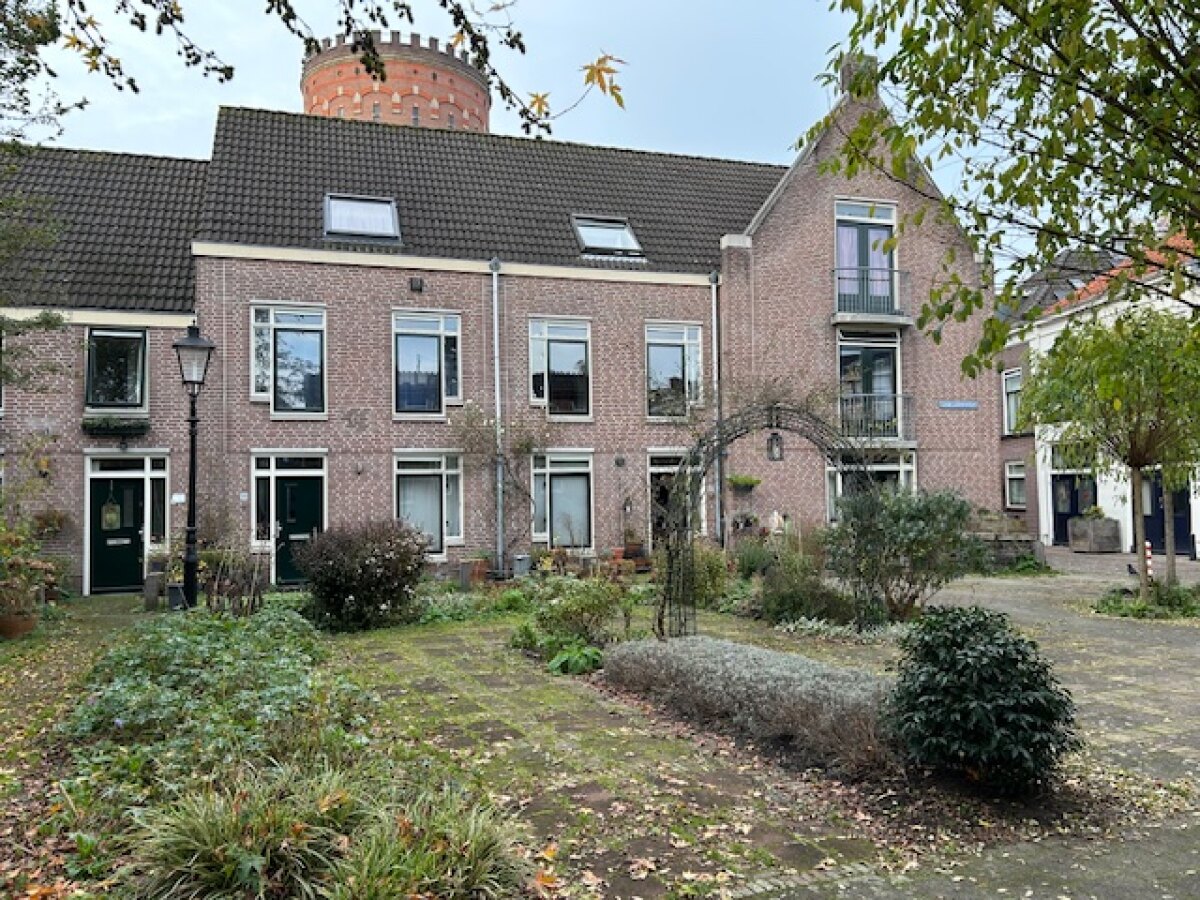 Pleintje Lange Lauwerstraat