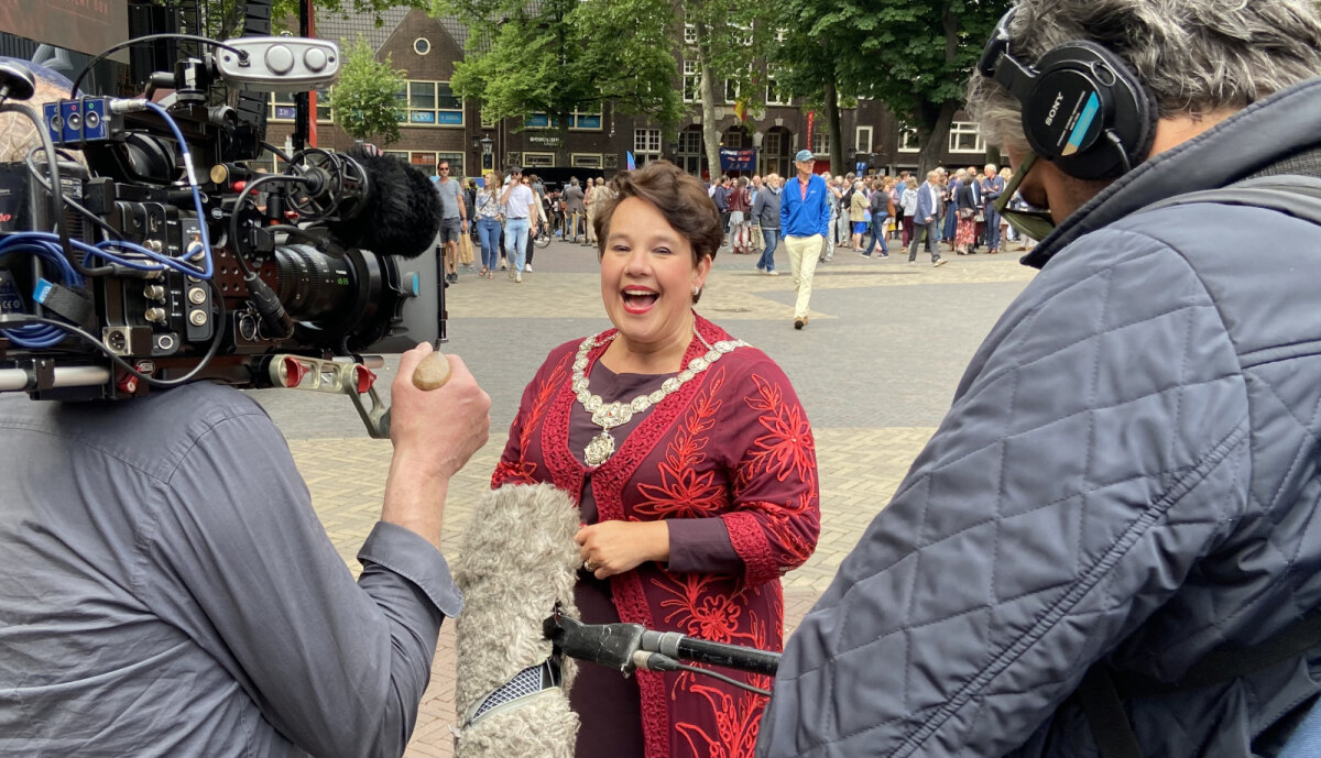 Burgemeester Dijksma met de officiele ambtsketen tijdens de viering van 900 jaar Utrecht, op 2 juni 2022. Foto: JT