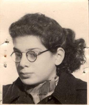 Pasfoto van Sonja Hes (foto: Yad Vashem)