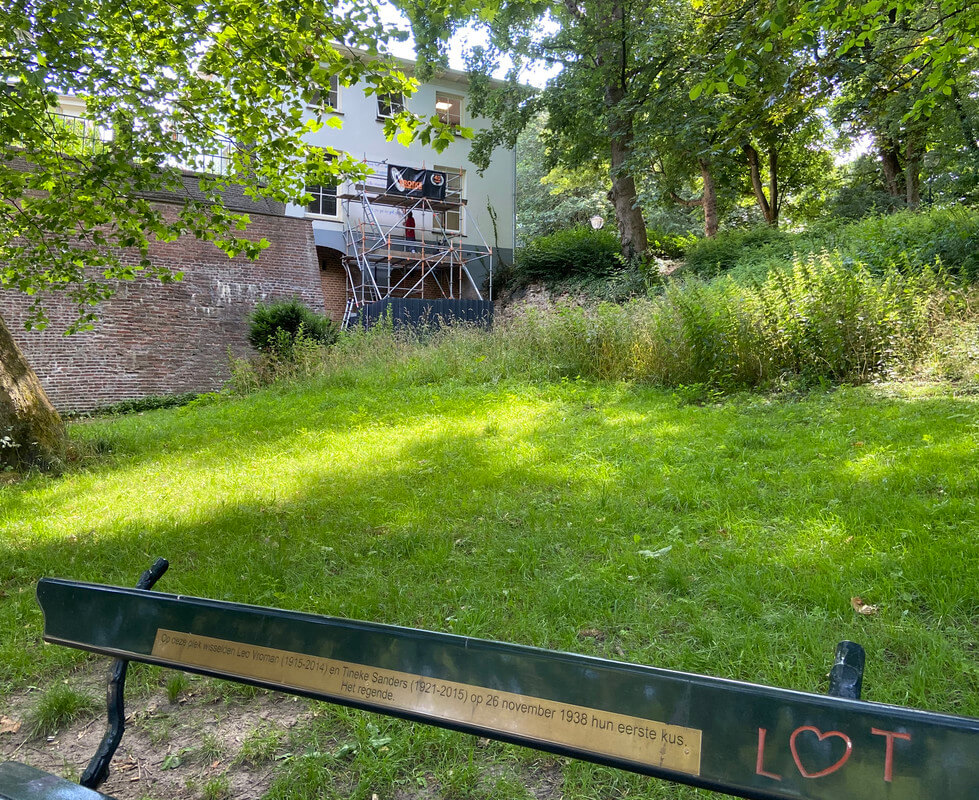 Twintig meter achter het Vromanbankje stond schilder Peeters op de steiger. Foto: Jim Terlingen