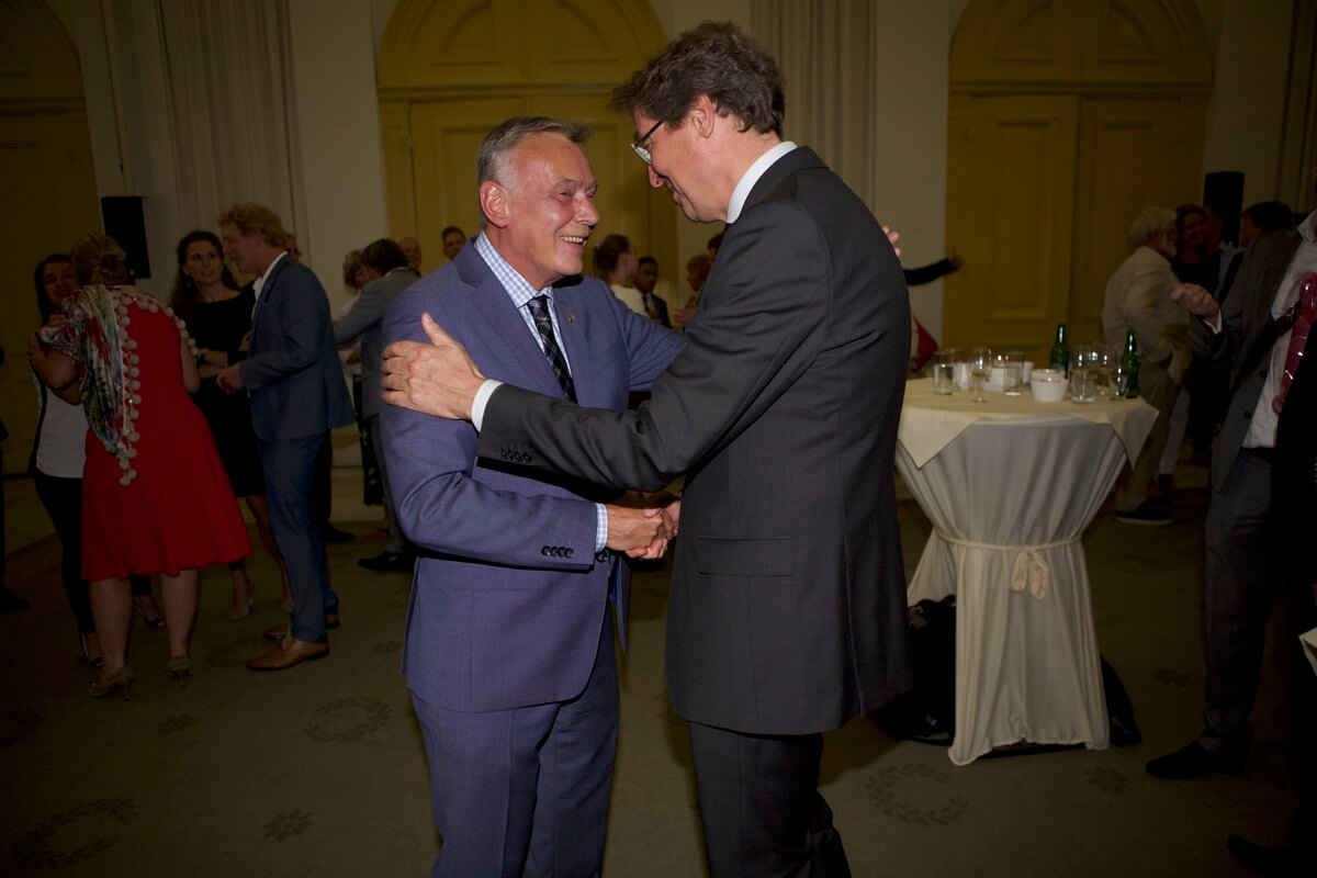 Met oud-burgemeester Wolfsen. Foto: ton van den Berg