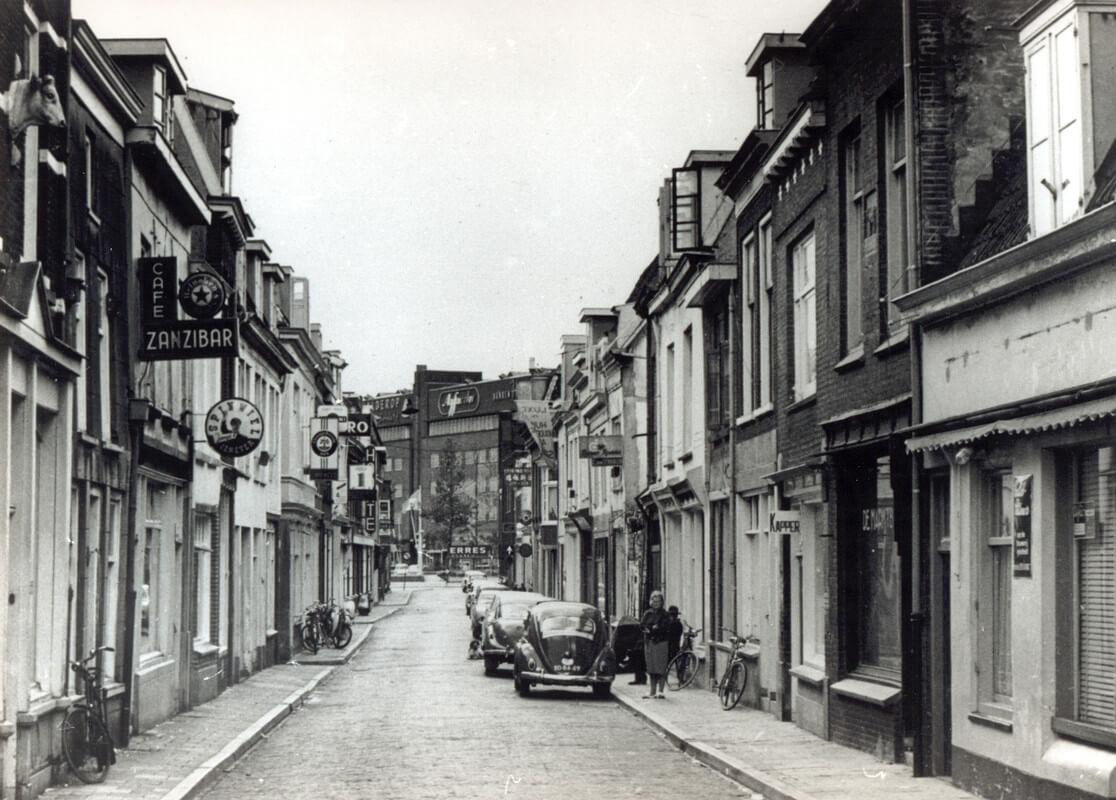 De Willemstraat in de jaren zestig. Foto: HUA