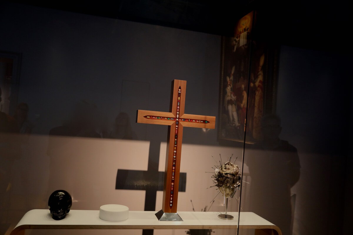 The Altar van Damien Hirst (2005). Foto: Ton van den Berg