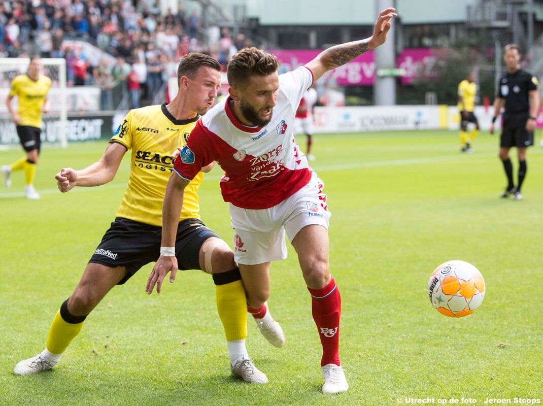 Gavory in duel met Rutten. Foto: Jeroen Stoops