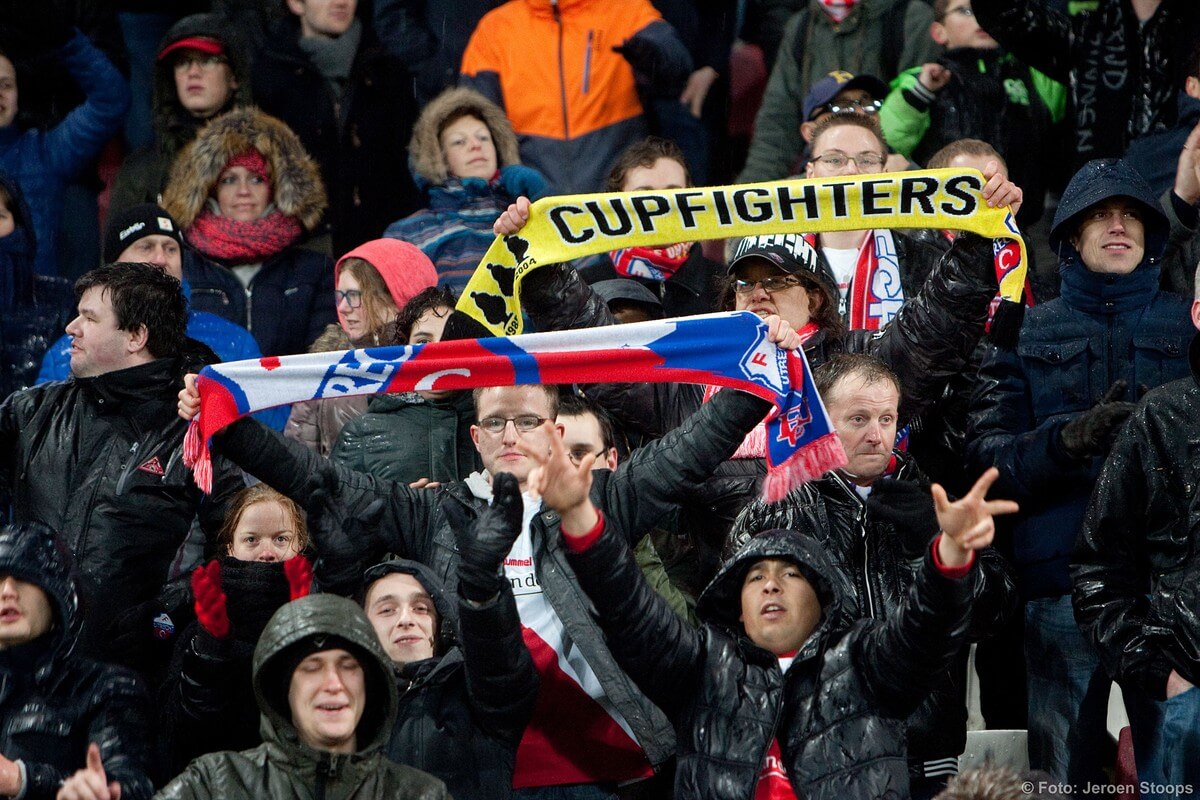 Supporters van FC Utrecht willen nu naar de Kuip. Foto: Jeroen Stoops