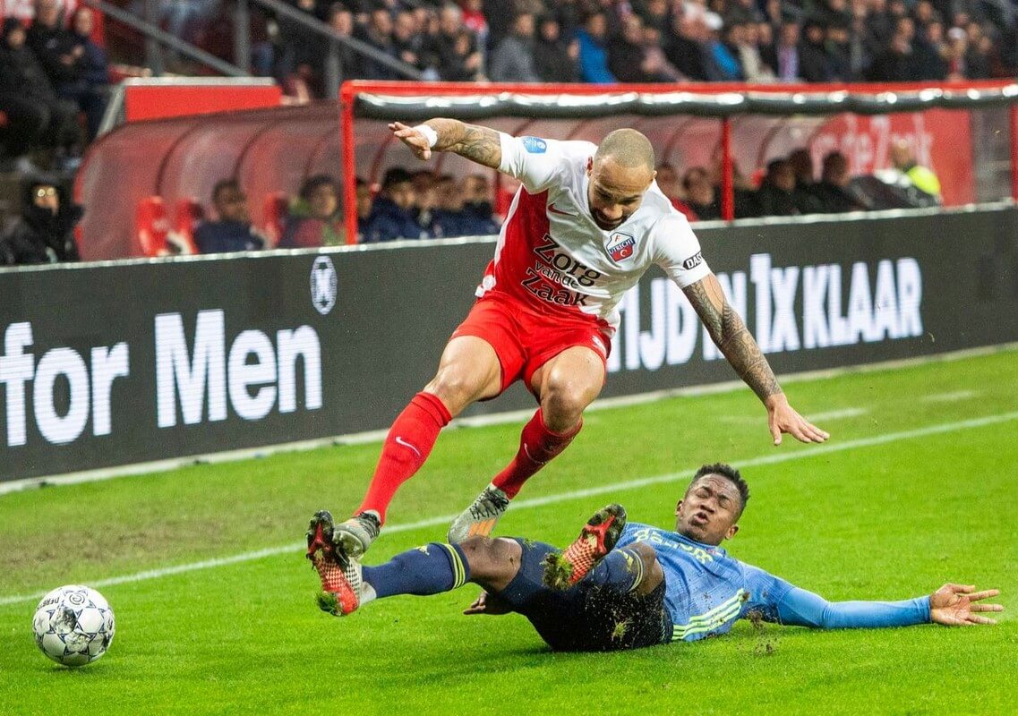 Spelmoment uit de wedstrijd tegen Feyenoord. Foto: Jeroen Stoops