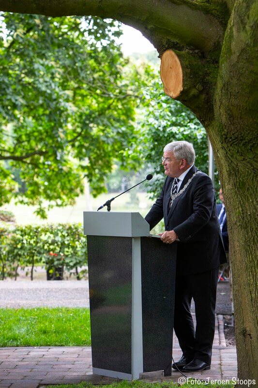 Toespraak van burgemeester Van Zanen. Fotoverslag: Jeroen Stoops
