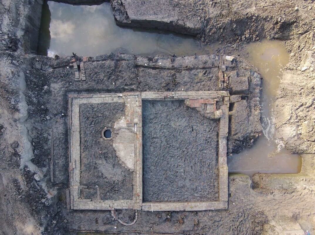 De opgraving gezien vanuit de lucht. Foto: gemeente Utrecht