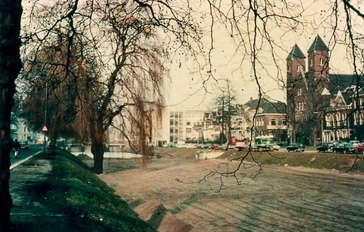 Het dichten van de singel in de jaren '70. Foto: archief Nieuws030