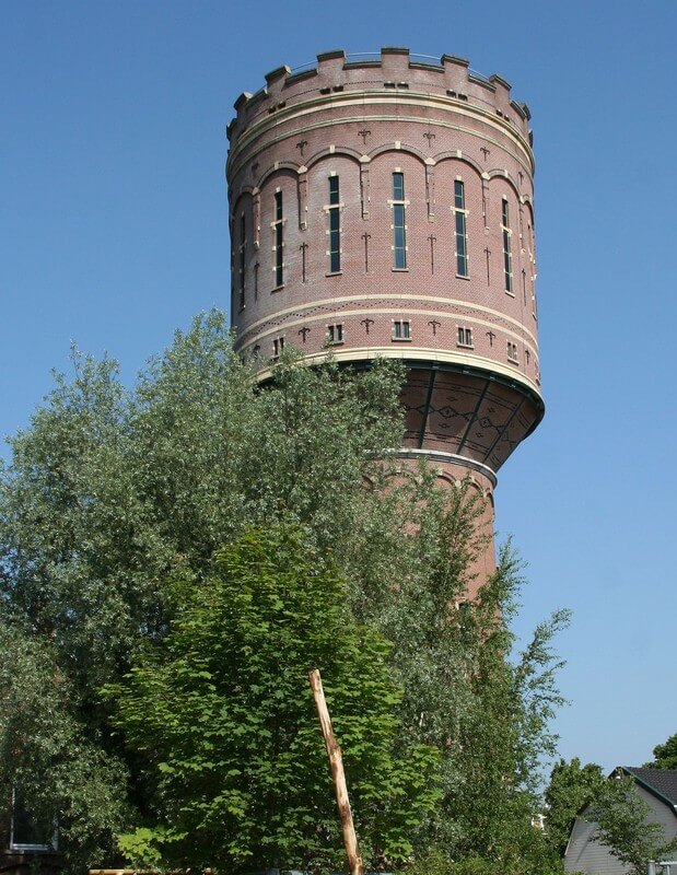De watertoren aan de Vaartsche Rijn. Foto W.Geijssen