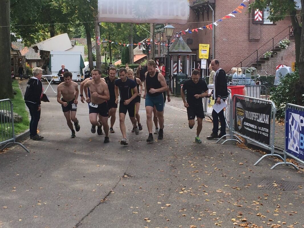 De deelnemers aan de start. Foto: X. van Asperen