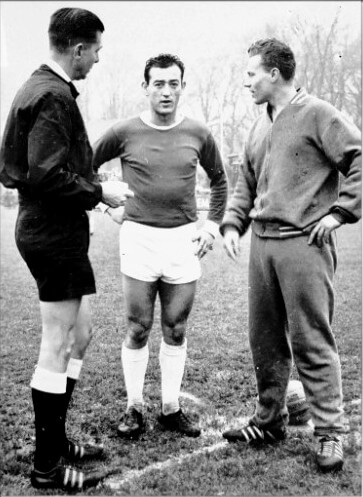 Janos Hanek in het shirt van Alkmaar 54. Foto: AZ-Historie