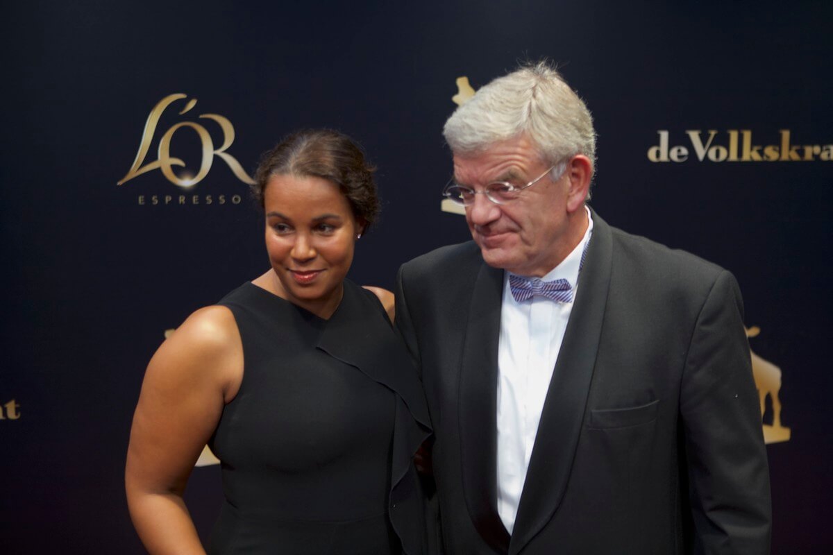 Burgemeester Jan van Zanen en zijn vriendin Simone Richardson. Foto: Ton van den Berg