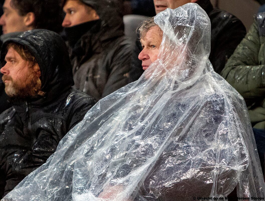 Een poncho was vandaag geen overbodige luxe. Foto: Jeroen Stoops