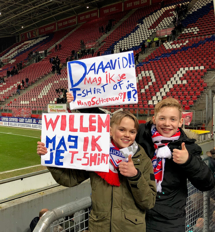 Fans van keeper David Jensen. Foto: Mathijs van Echtelt