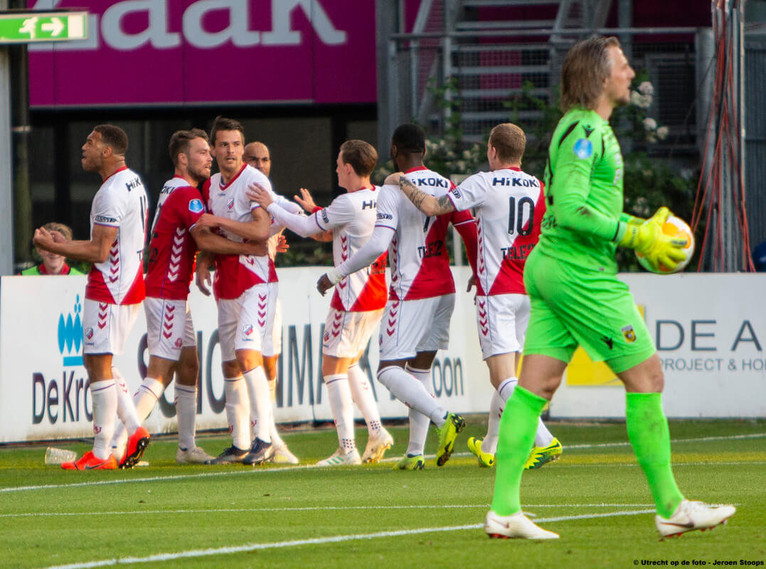 Blijdschap na de 1-0.