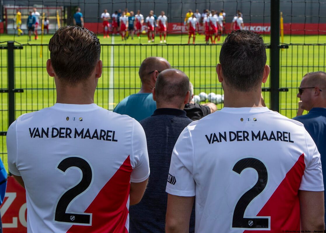 Twee fans van Mark.