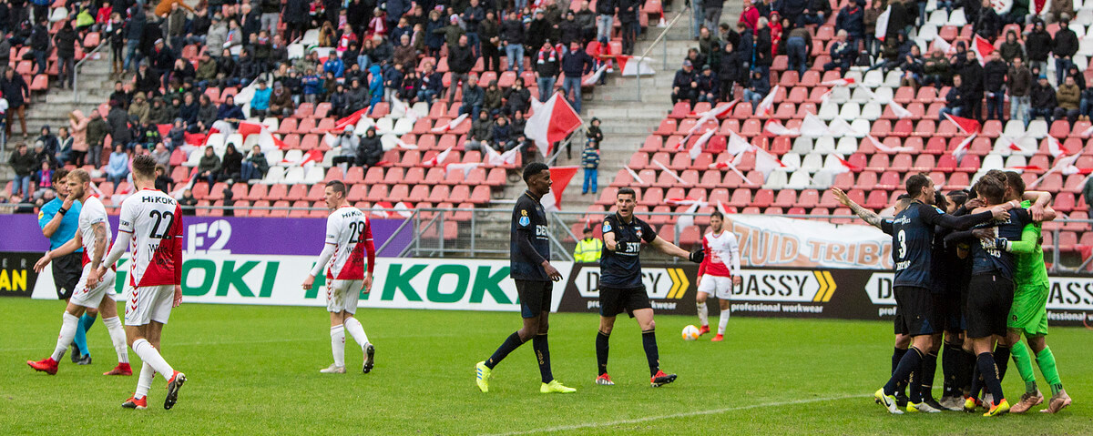 Willem II viert feest en FC Utrecht druipt af. Foto: Jeroen Stoops