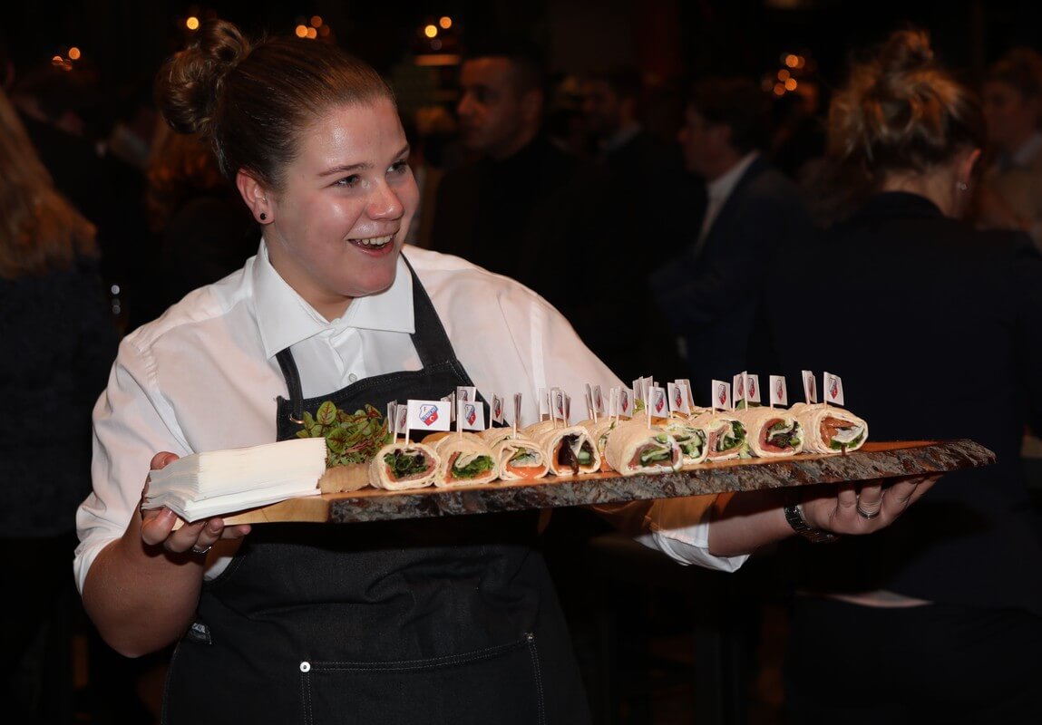 Hapjes op de nieuwjaarsreceptie. Foto: Ton van den Berg