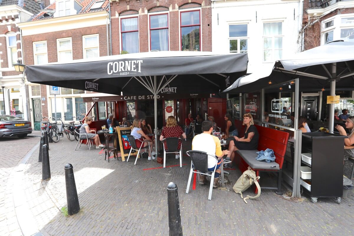 Cafe De Stad.