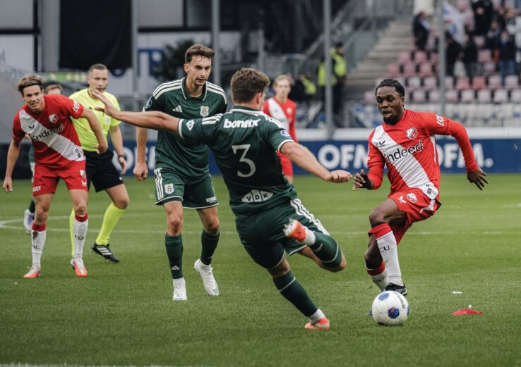 Vak P - FC Utrecht overtuigt niet tegen PEC Zwolle (1-1)