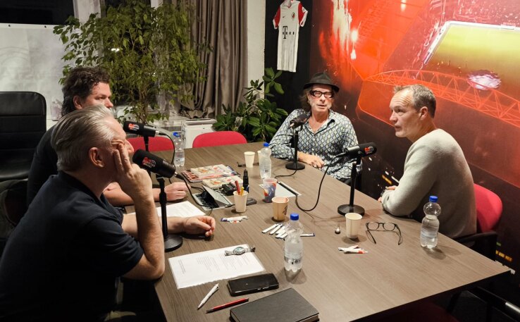 ‘Zondag is ons Daggie’ met Arco Jochemsen en Jan van Piekeren